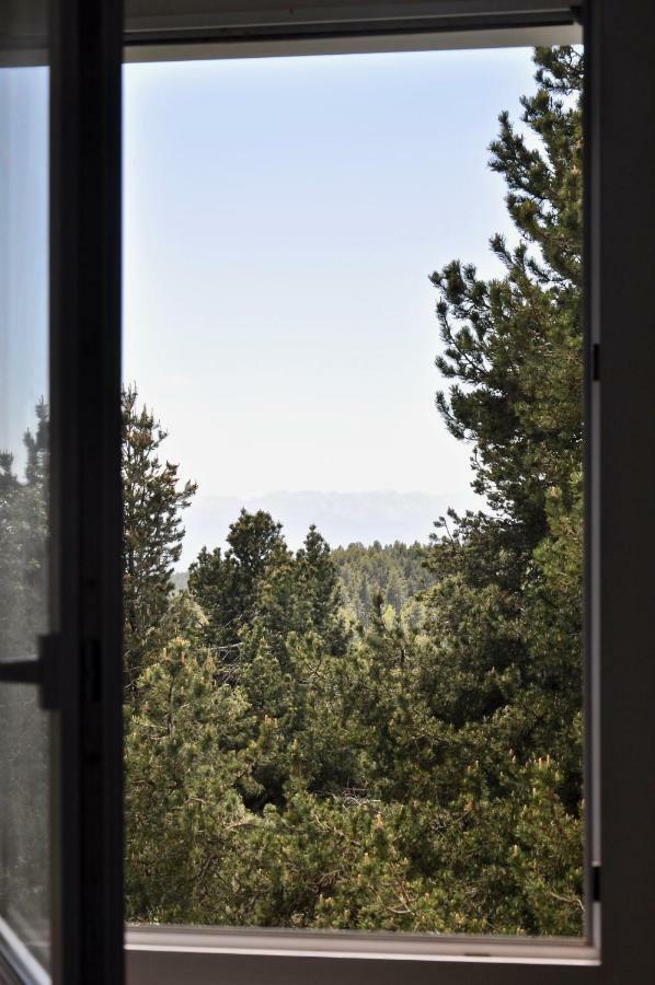 Airelles, Bel Appartement Cadre Naturel, Loggia Et Vue Montagne Font-Romeu-Odeillo-Via Exterior foto